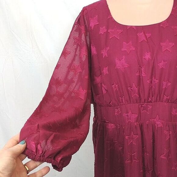 Torrid Burgundy Stars Clip Dot Chiffon Tiered Midi Dress Size 10 NWT - Picture 9 of 17
